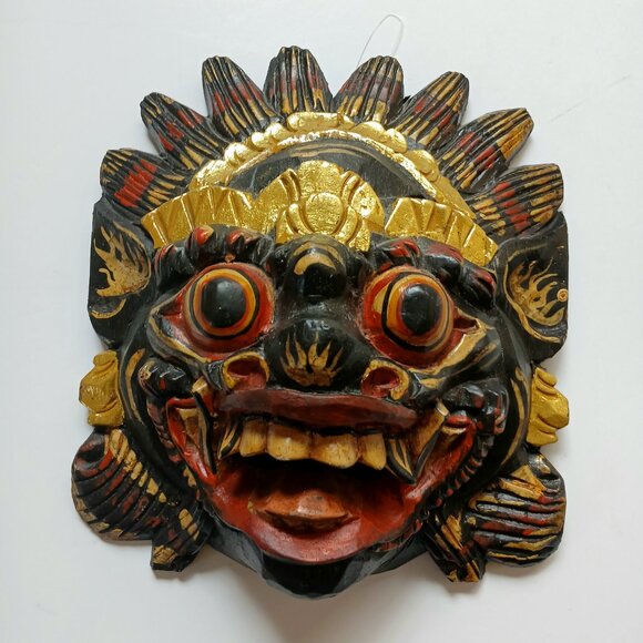 Vintage Wall Mask